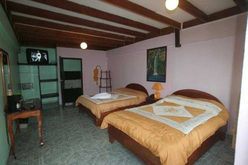 Luigis Hotel La Fortuna ภายนอก รูปภาพ
